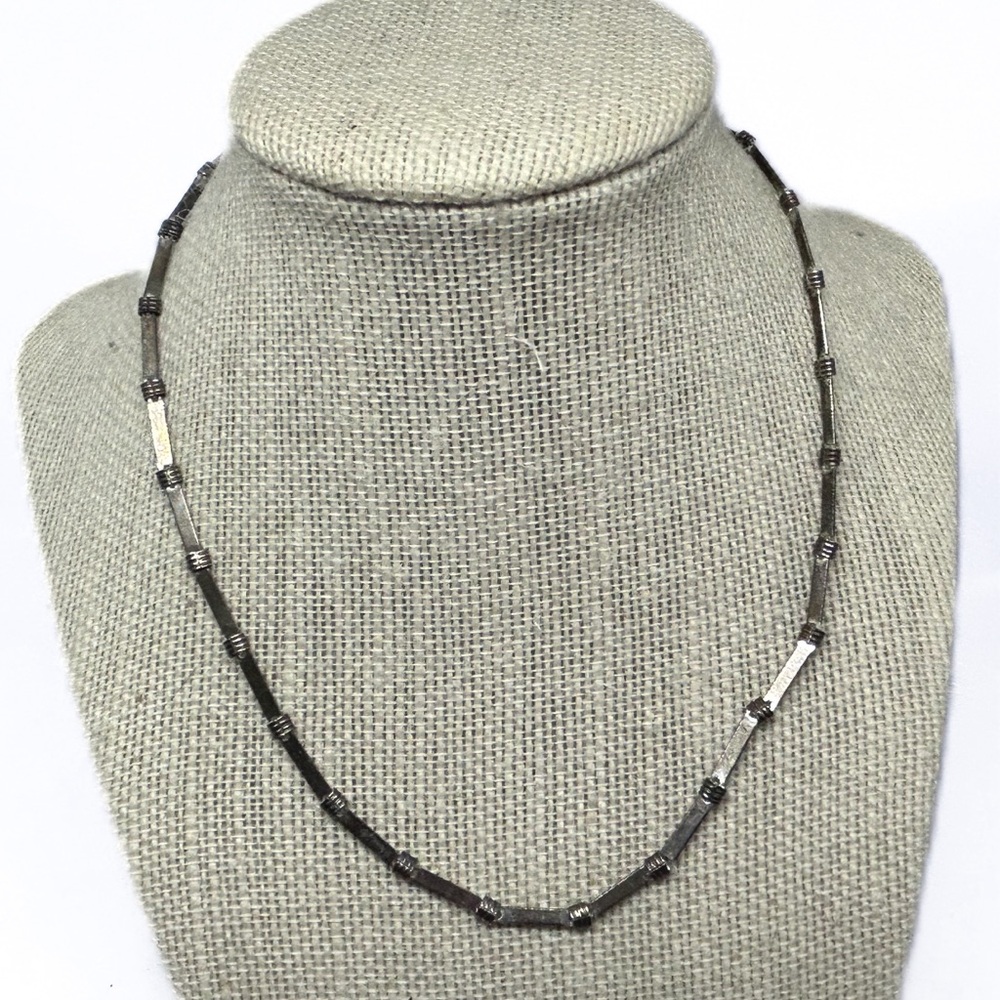 Vintage Silvertone Rectangle‎ Beaded Necklace 16"